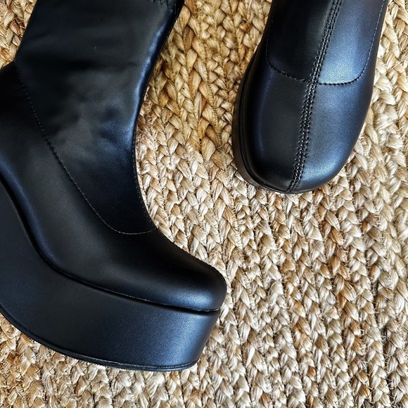 NEW Black Stretchy Platform Wedge Heel Sock Fitted Ankle Boot Booties Pull-On - Picture 3 of 5